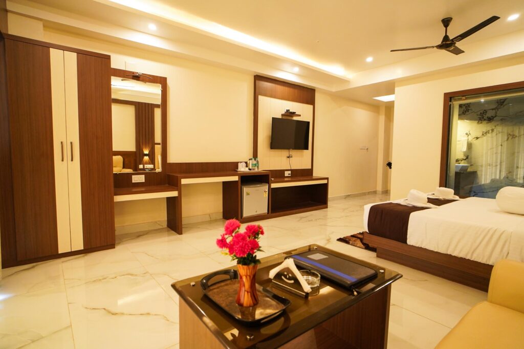 royal feeling luxury resort in mandarmani DSC08420